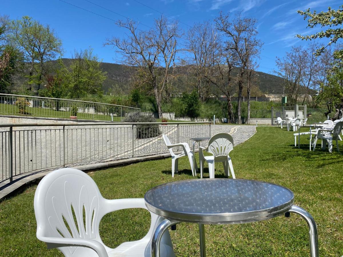 B&B Oasi Vetoio L'Aquila Luaran gambar