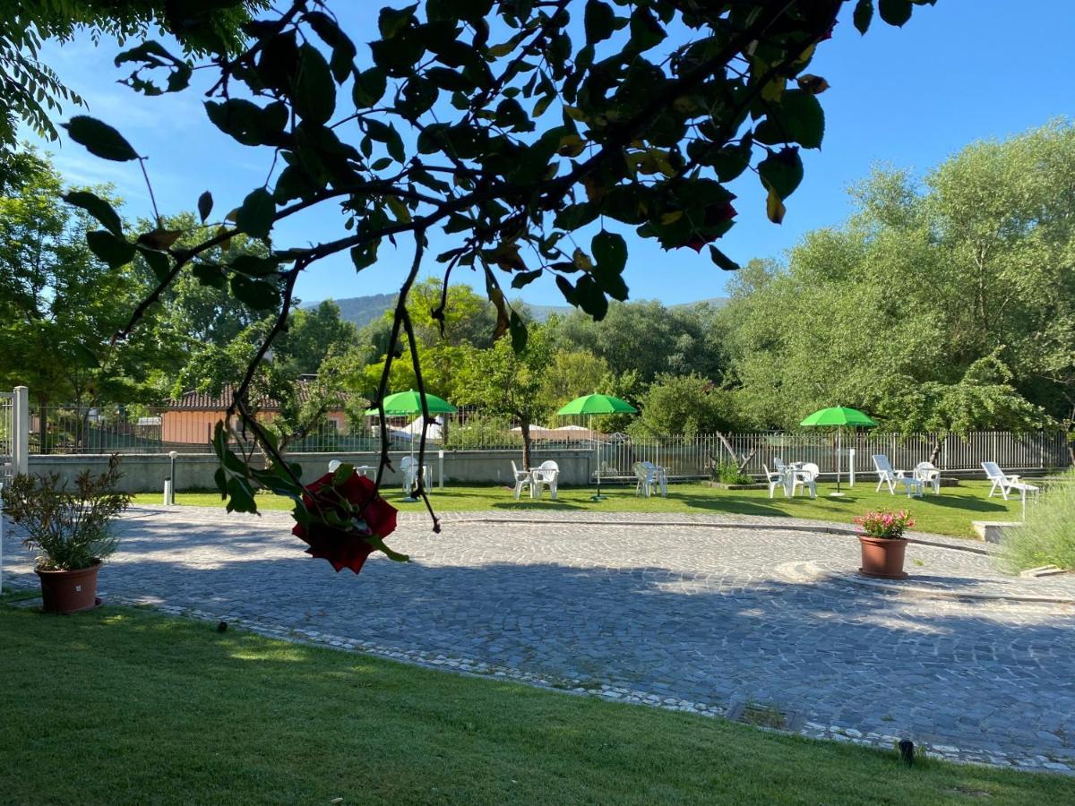 B&B Oasi Vetoio L'Aquila Luaran gambar